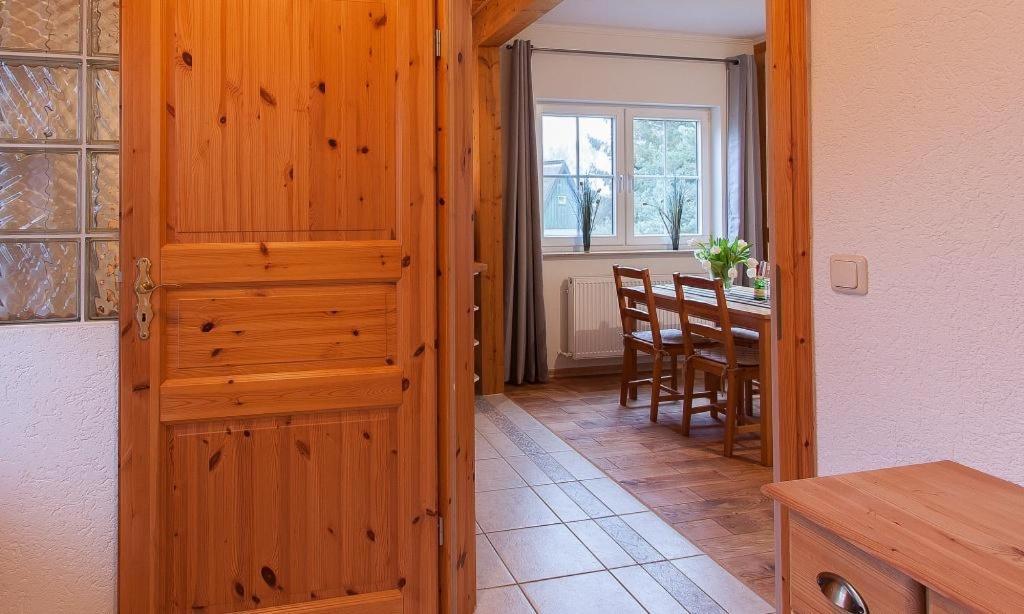 Haus Schilfkante - Wohnung 2 วีค ภายนอก รูปภาพ