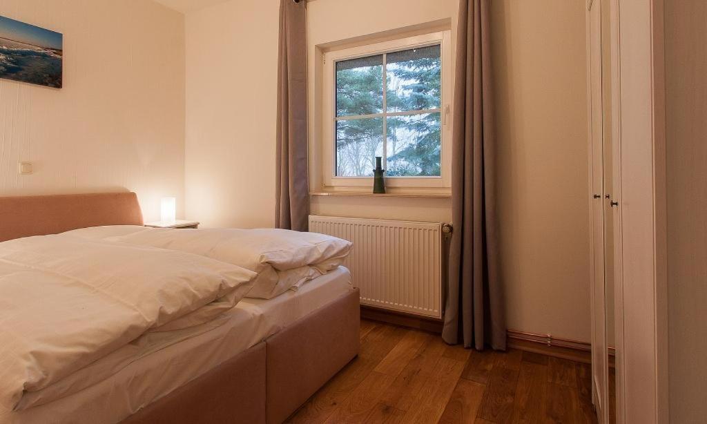 Haus Schilfkante - Wohnung 2 วีค ภายนอก รูปภาพ
