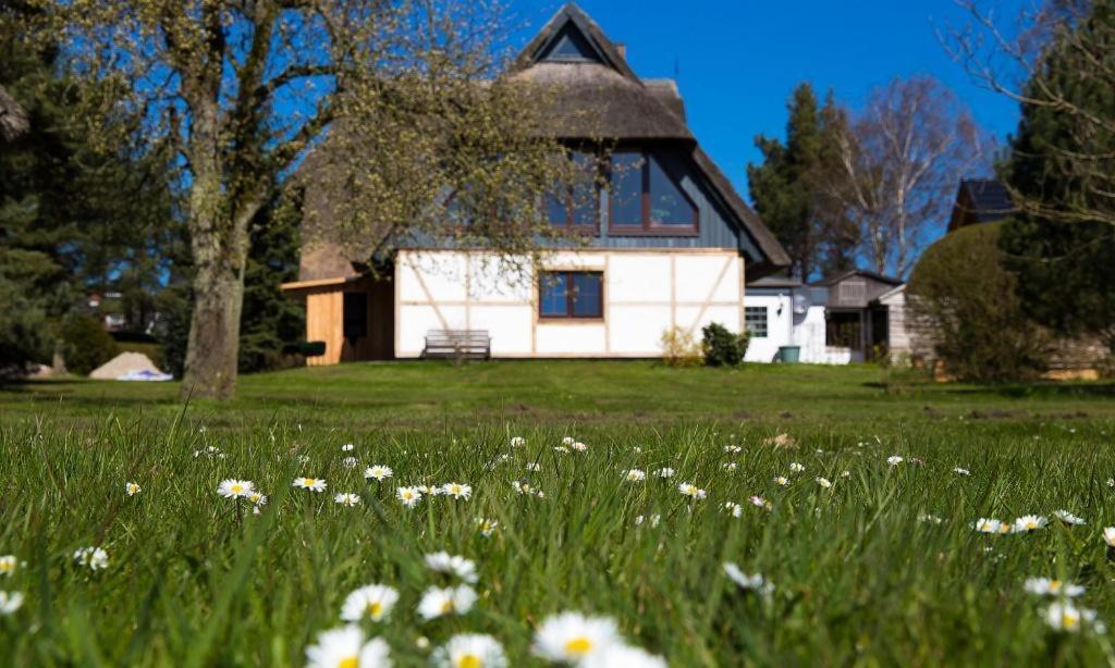 Haus Schilfkante - Wohnung 2 วีค ภายนอก รูปภาพ